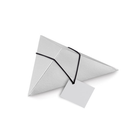 Caja Triangular de Cartón