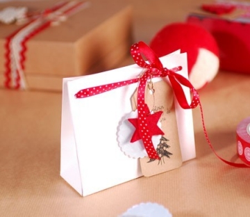 Bolsa de cartón para regalos de Navidad