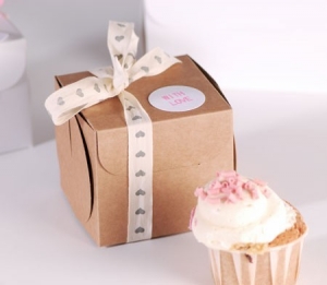 Small box for a cupcake