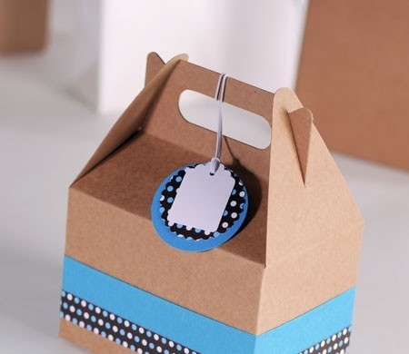 Decorated picnic box to give as a present