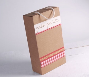 Resistant gift box with handle