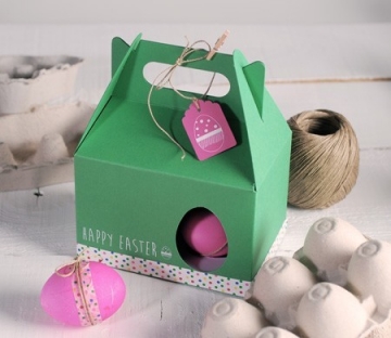 Picnic box for Easter eggs