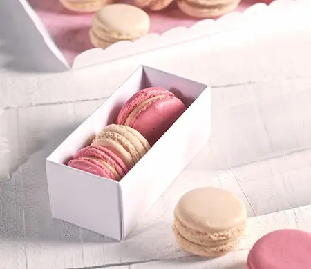 Rectangular macaron boxes
