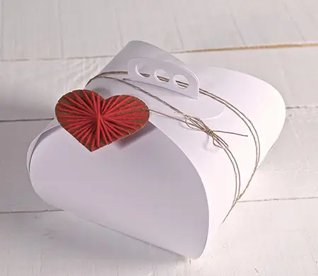 Caja decorada para pasteles