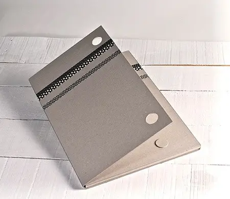 Carpetas A3 de cartón...