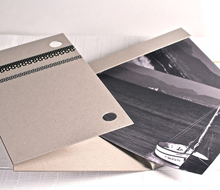 Cardboard folder in A4 format
