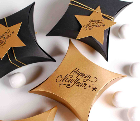 Box for New Year’s favours