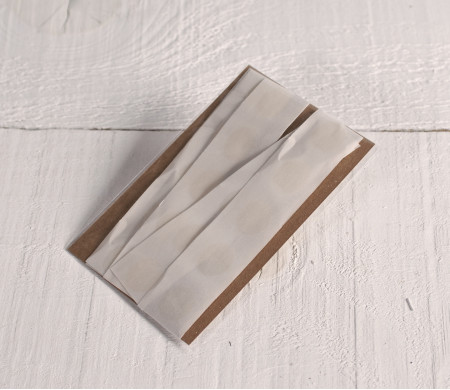 Removable glue dots
