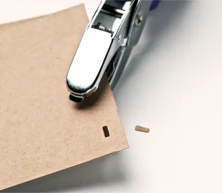 Pince perforatrice papier Personnalisé | SelfPackaging