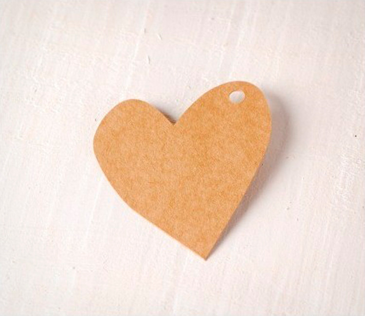 10 cuori grandi asimmetrici 10 cuori grandi asimmetrici