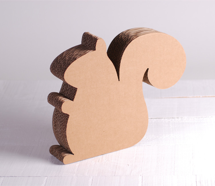 Ardilla de cartón para decorar Ardilla de cartón para decorar