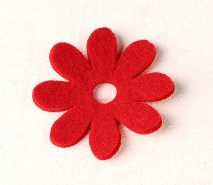 Gänseblümchen aus Filz zum Dekorieren von originellen Geschenken Gänseblümchen aus Filz zum Dekorieren von originellen Geschenken