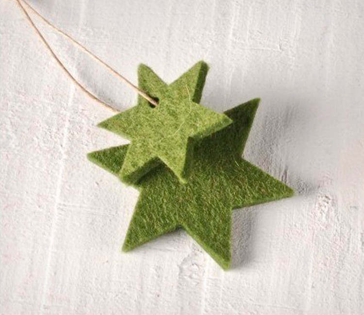 Estrellas de fieltro para colgar y decorar Estrellas de fieltro para colgar y decorar