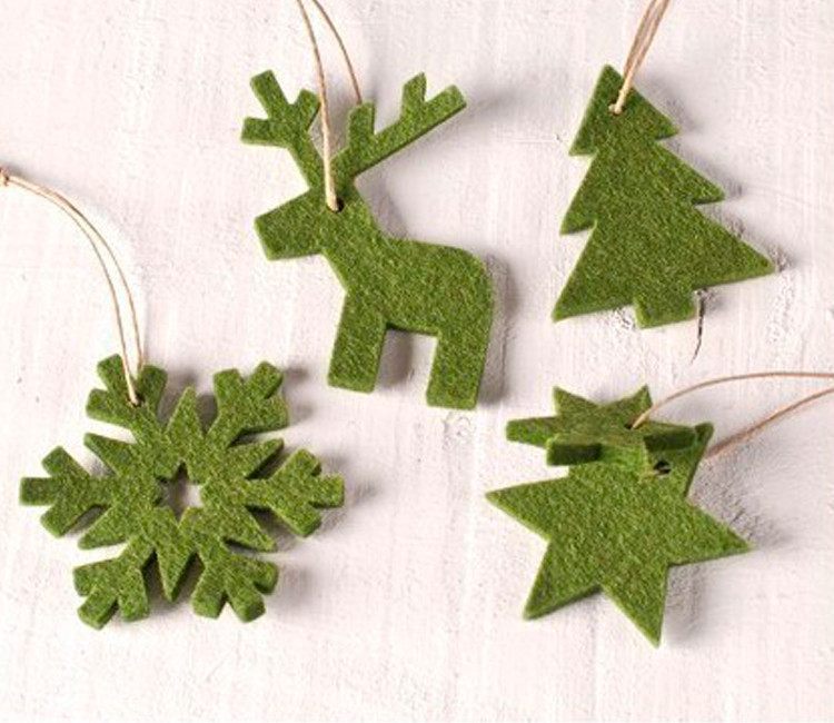 Set di decorazioni natalizie in feltro per un tocco invernale Set di decorazioni natalizie in feltro per un tocco invernale