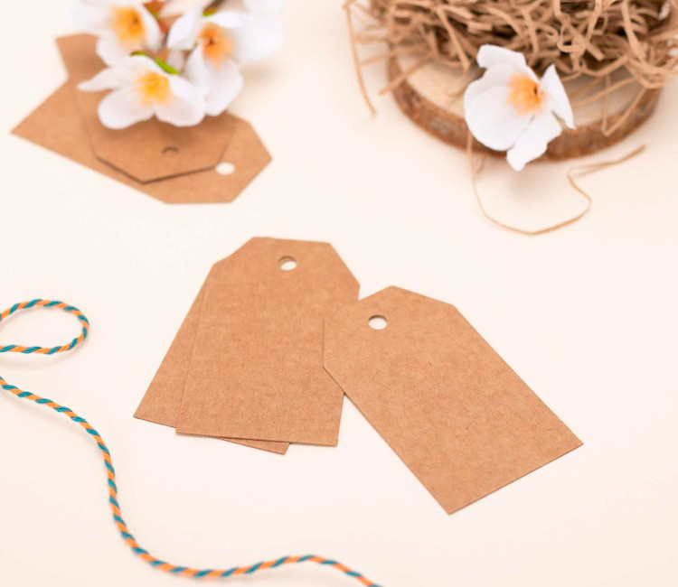 Petites Étiquettes en carton pour cadeaux créatifs Petites Étiquettes en carton pour cadeaux créatifs