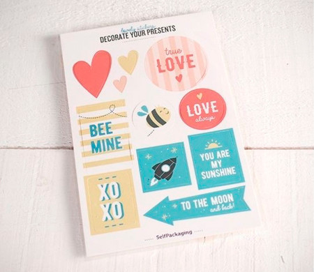 Kit with LOVE Messages	
