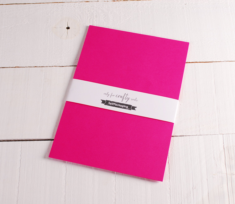 Fuchsienfarbige Karten A | SelfPackaging
