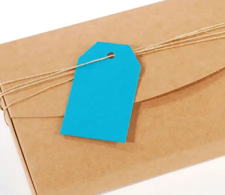 Little Cardboard Smooth Tags - SelfPackaging