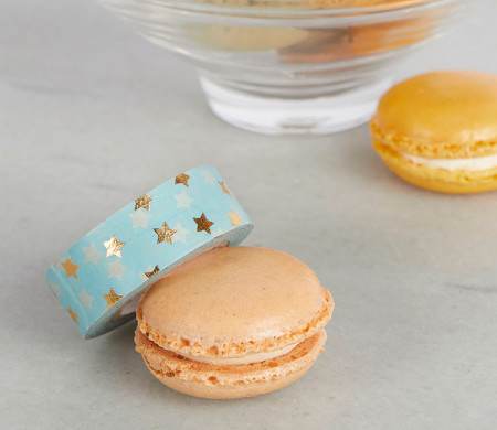 Washi tape celeste con estrellas doradas