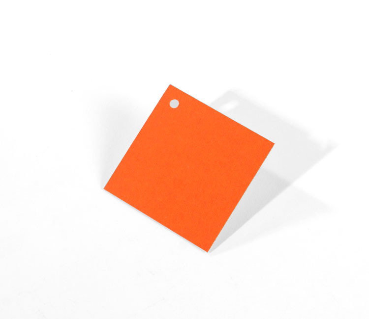 Quadratische Geschenketiketten aus Karton Quadratische Geschenketiketten aus Karton