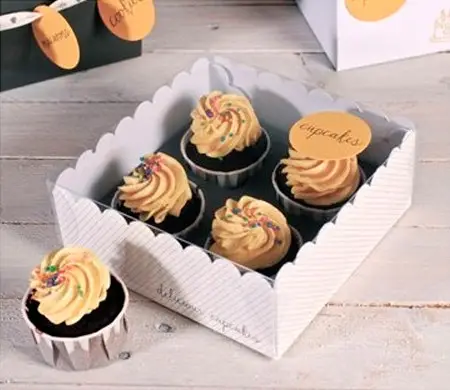 Clear box for cupcakes
