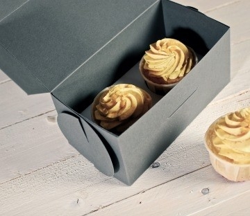 Graue Box für zwei Cupcakes