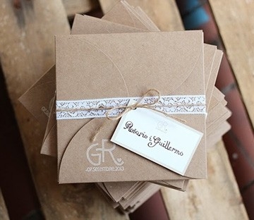 Gift envelope for wedding invitations