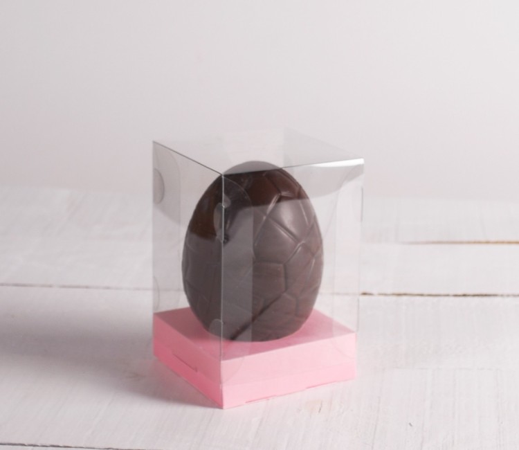 Clear boxes for an Easter egg Clear boxes for an Easter egg