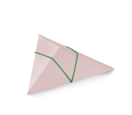 Caja Triangular de Cartón