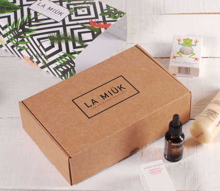 Caja de envíos para cosmética Caja de envíos para cosmética