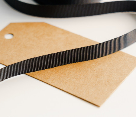 Schwarzes Grosgrain Band | SelfPackaging