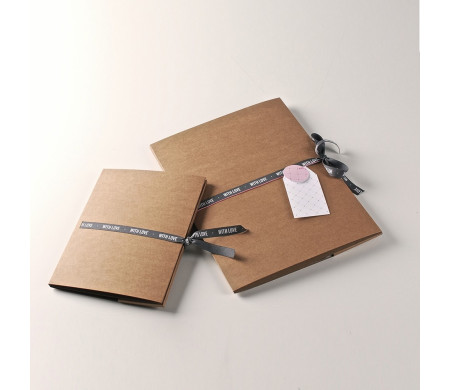 Carpeta de cartulina para fotos y CDs