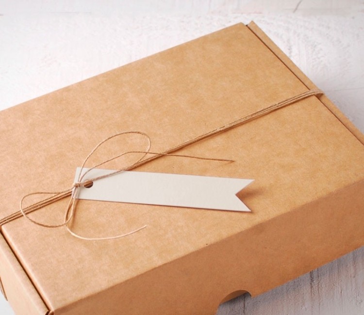 Flag-Shaped Customised Labels