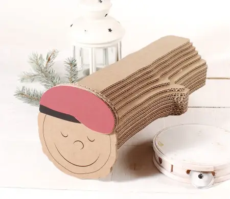 Tió de Nadal (Caga Tió) de Cartón | Selfpackaging