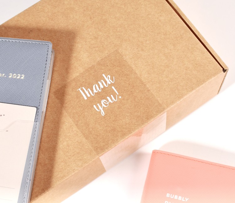 Etichetta trasparente “Thank you” per spedizioni Etichetta trasparente “Thank you” per spedizioni