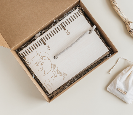 Shipping box for craft brands