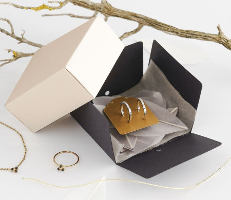 Bonita Caja Regalo con Tapa y Lazo Decorativo