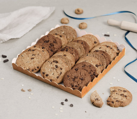 Cardboard tray for cookies, sandwhices or appetizers. 