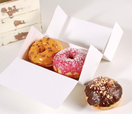 Foldable donut box