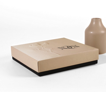 Square gift box