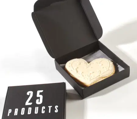 Caja pequeña tipo cofre...