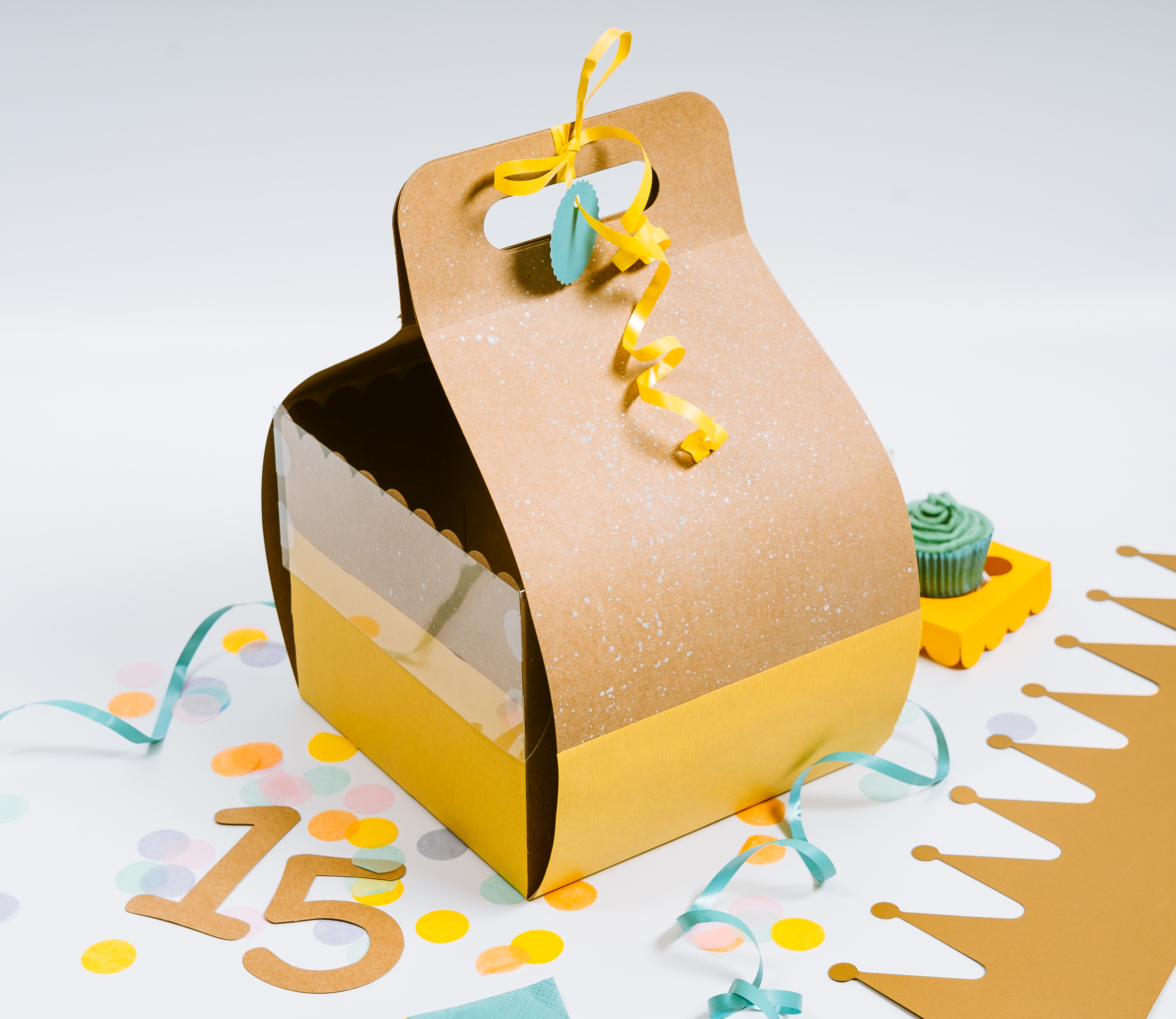 Cake box 