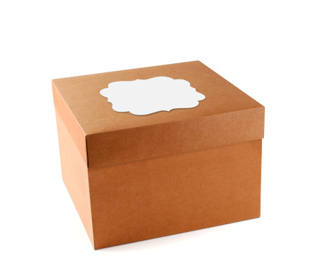 Caja para sombreros. De fácil montaje y disponible en 3 tamaños.