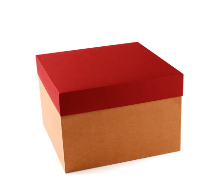 Caja para sombreros. De fácil montaje y disponible en 3 tamaños.