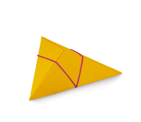 Caja Triangular de Cartón